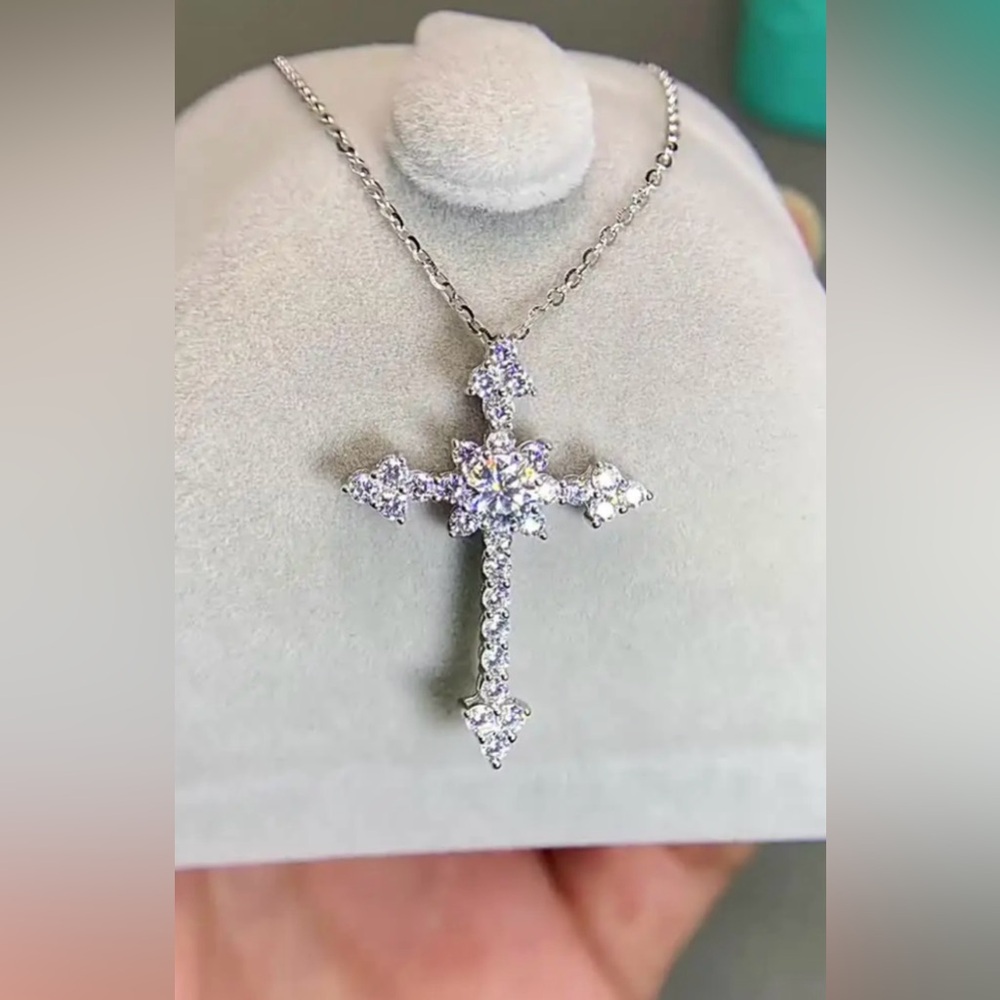 18K Gold Plated 0.5 CT Cross Moissanite Necklace